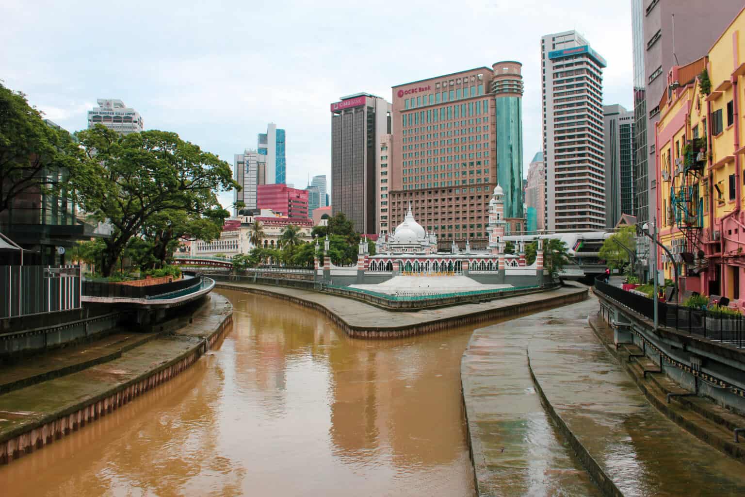 Travel Kuala Lumpur Getting to Know Malaysia's Capital  A World To Live