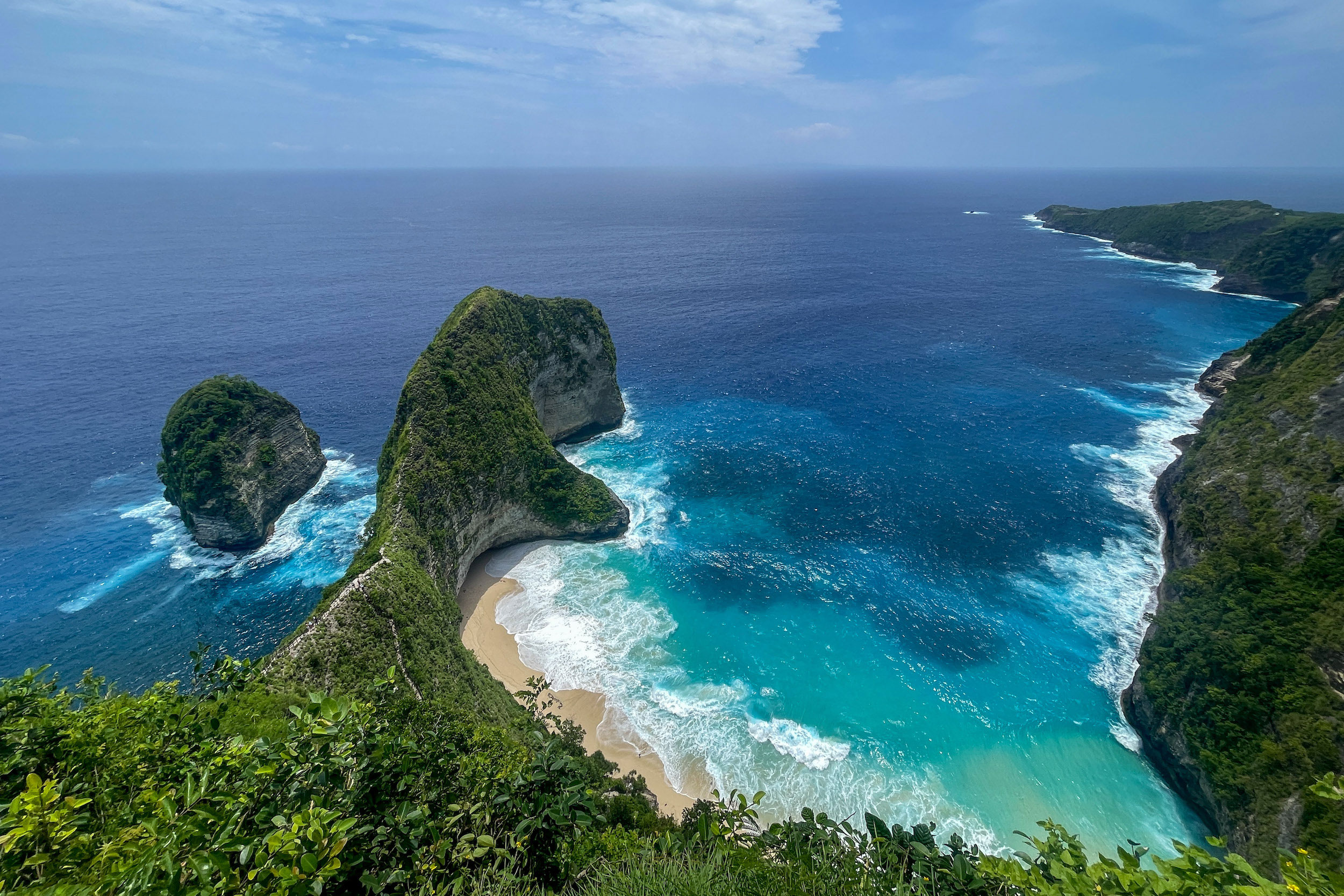 Read more about the article Is Nusa Penida Worth Visiting? My Honest Take After a Private Day Tour (in 2025)