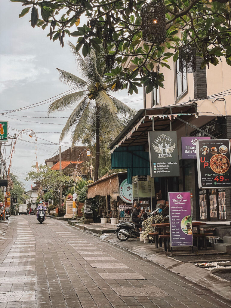 quiet streets in Ubud