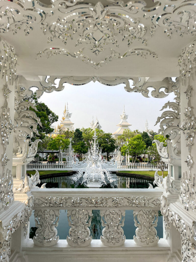 The white temple in Chiang Rai, show the fine, shiny details