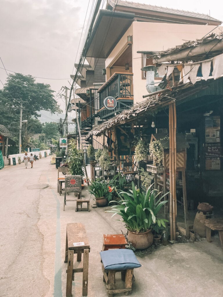 cafe in the morning, pai
